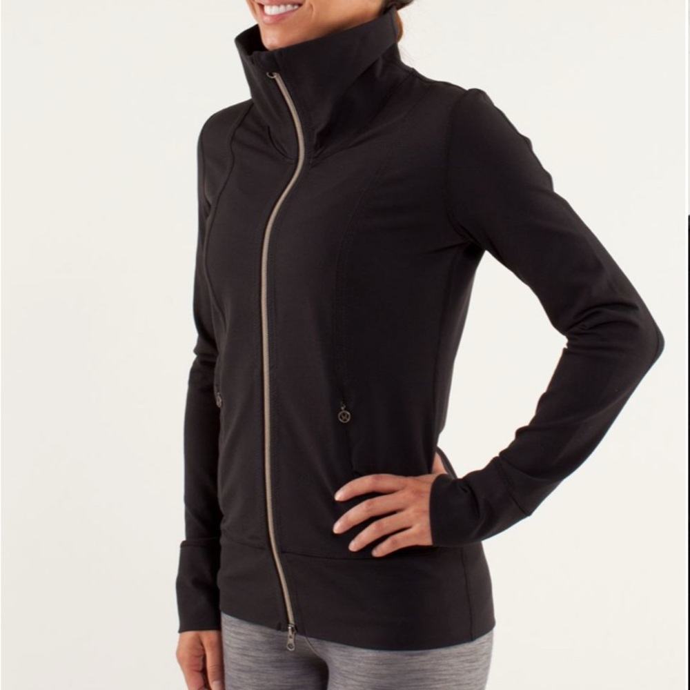 Lululemon Daily Yoga Jacket size 8
